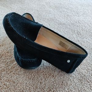 UGG black moccasins sz 8